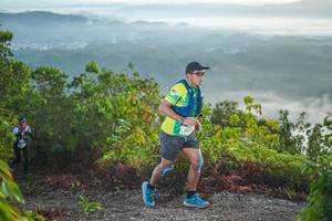 BIB: 2005
                            <button type="button" onclick="openModal(21874107)" class="btn btn-primary btn-sm float-right btn-popup" data-toggle="modal" data-target=".modal-high-quality">
                        <i class="fas fa-shopping-cart"></i> Add to Cart
                    </button>
                                            <button type="button" onclick="isThisMe(21874107, true)" class="btn btn-success btn-sm float-right btn-popup btn-isme hidden" data-toggle="tooltip" data-placement="bottom" title="นี่คือรูปของคุณใช่ไหม คลิกที่นี่เพื่อเอาเข้าอัลบั้ม">
                        <i class="fas fa-plus"></i> Add to album
                    </button>
                    <button type="button" onclick="isThisMe(21874107, false)" class="btn btn-warning btn-sm float-right btn-popup btn-isnotme hidden">
                        <i class="fas fa-ban"></i> Remove from album
                    </button>